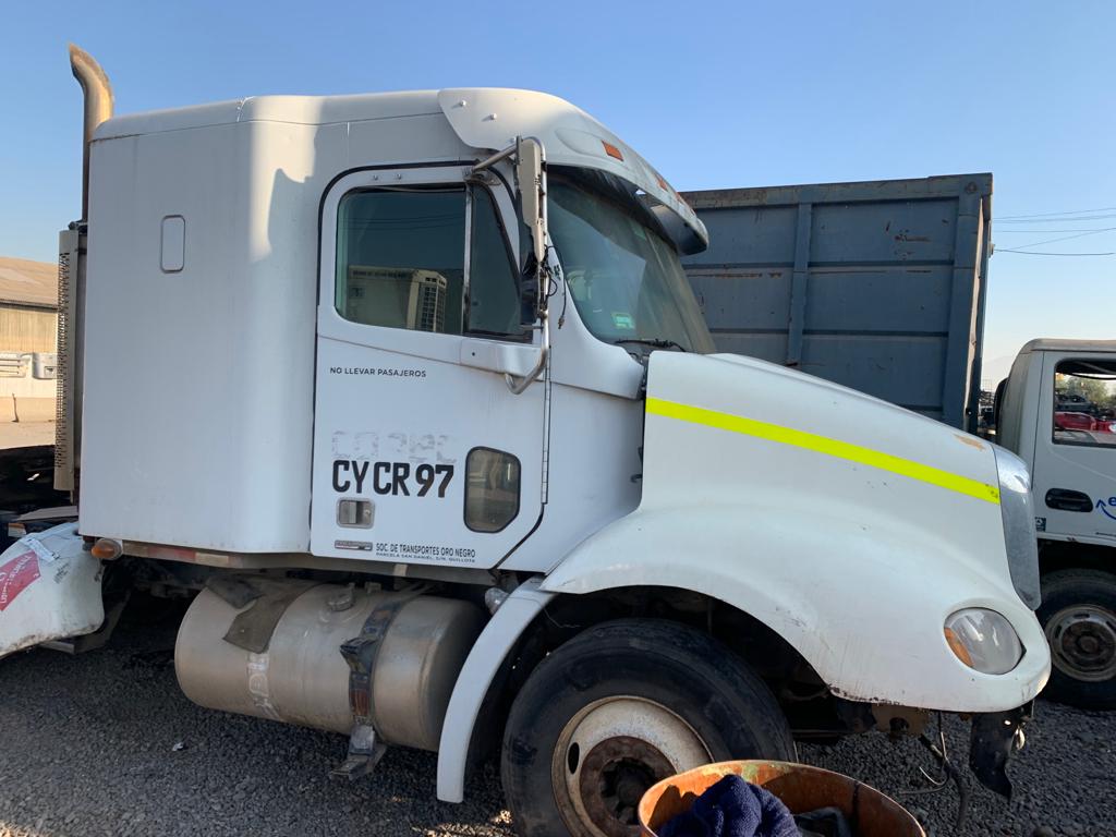  Freightliner CL 112 2009    EN DESARME